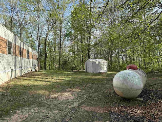 1055 S CO RD 200 E, Paoli, IN 47454