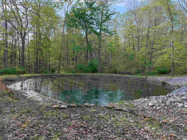 1055 S CO RD 200 E, Paoli, IN 47454