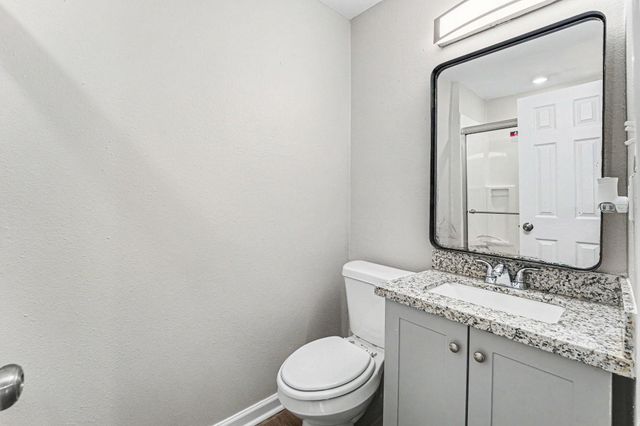 8746 Cowart Street, Houston, TX 77029