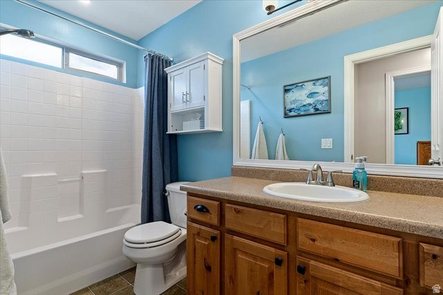 1001 W CHATHAM DR, North Salt Lake, UT 84054