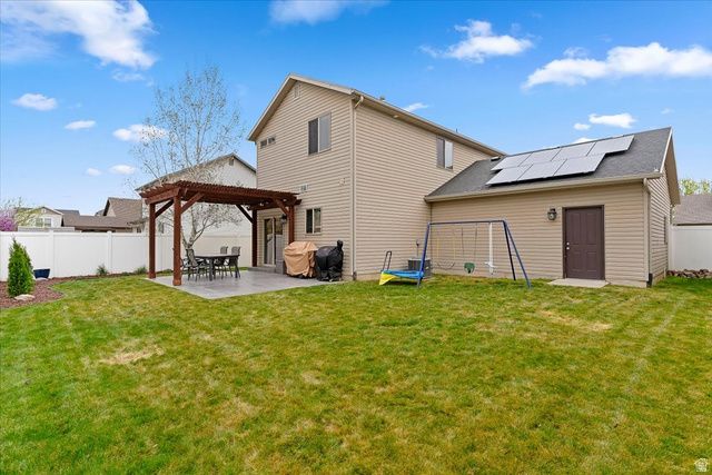 1001 W CHATHAM DR, North Salt Lake, UT 84054