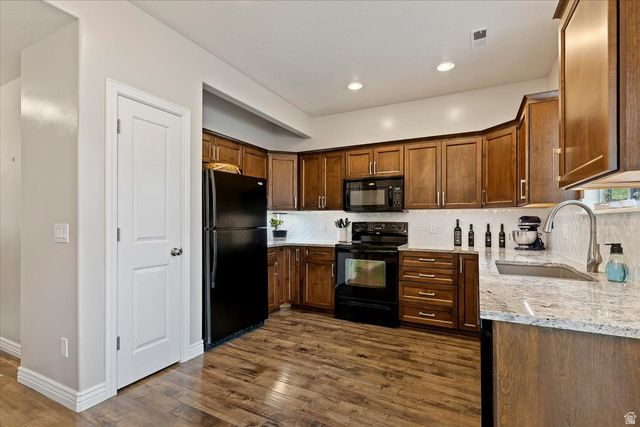 1001 W CHATHAM DR, North Salt Lake, UT 84054