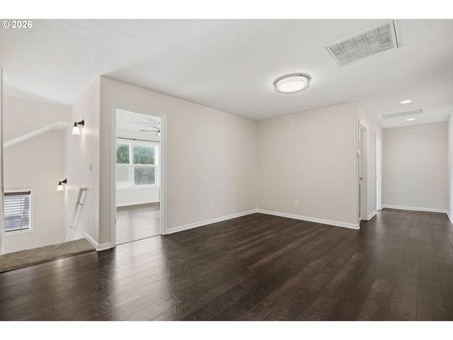 19062 Sw YORK St, Beaverton, OR 97003