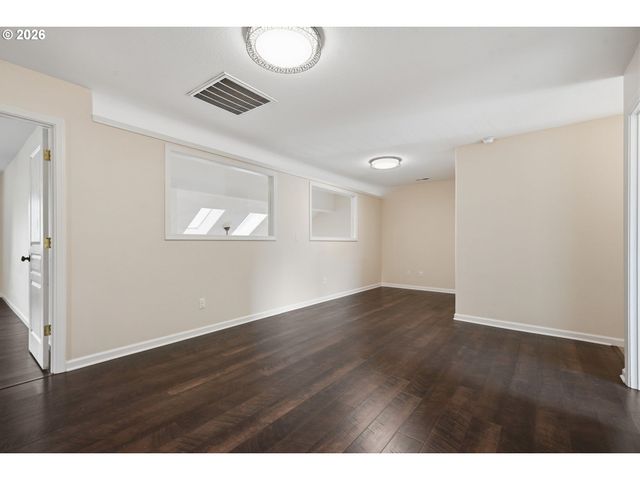 19062 Sw YORK St, Beaverton, OR 97003
