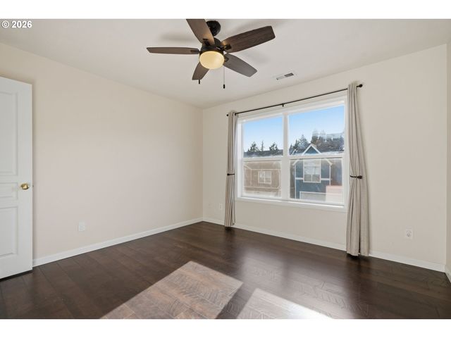 19062 Sw YORK St, Beaverton, OR 97003