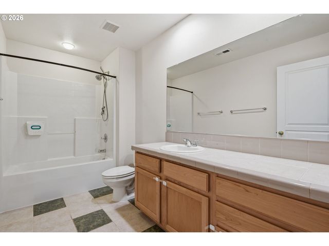 19062 Sw YORK St, Beaverton, OR 97003