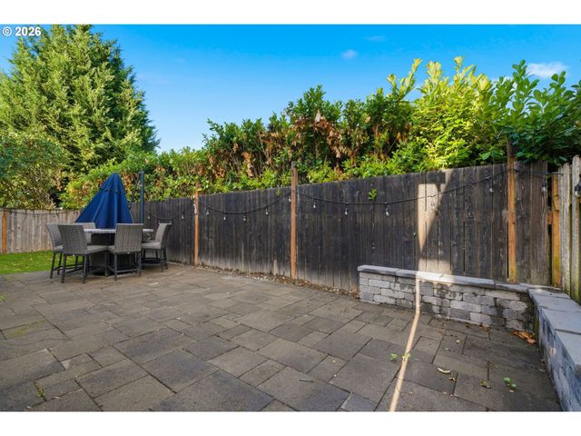 19062 Sw YORK St, Beaverton, OR 97003