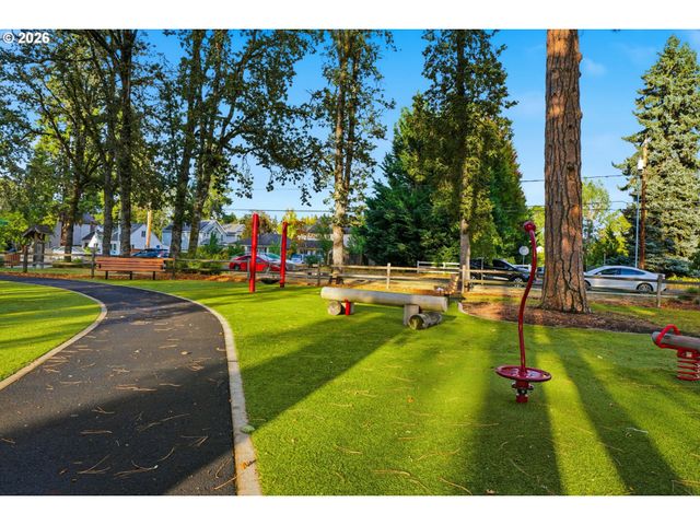 19062 Sw YORK St, Beaverton, OR 97003