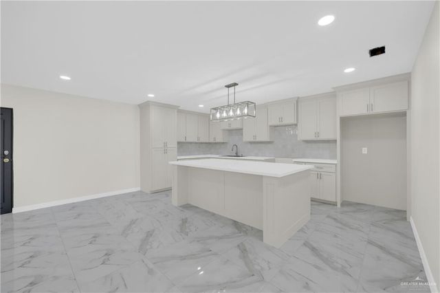 3309 Tulipan Avenue, Edinburg, TX 78542