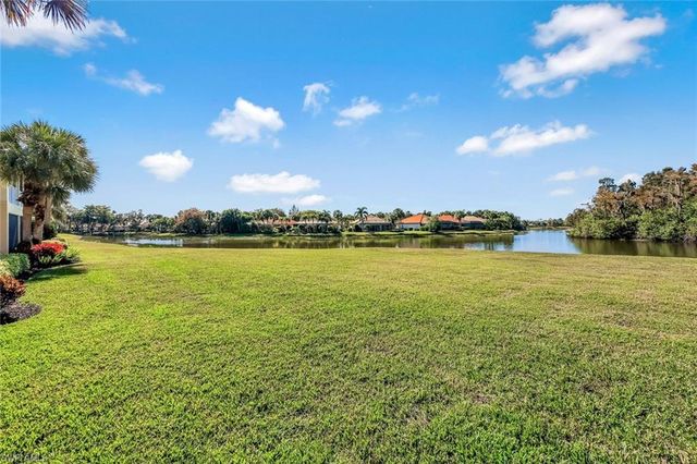 20671 Wildcat Run DR 102, Estero, FL 33928