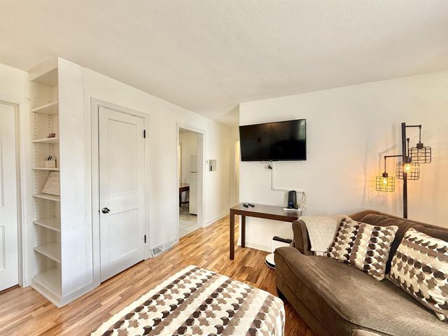 2046 E Gorton Street, Beloit, WI 53511