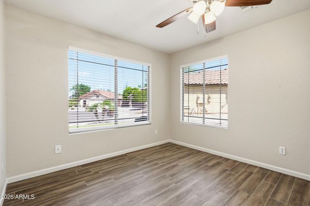 8744 W LONE CACTUS Drive, Peoria, AZ 85382