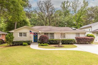 2443 Hunting Valley Drive, Decatur, GA 30033