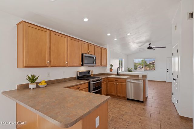 10352 E Avalon Park Street, Tucson, AZ 85747