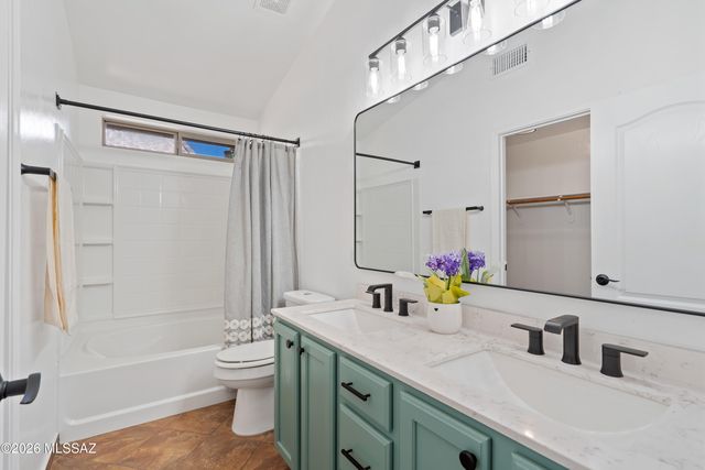 10352 E Avalon Park Street, Tucson, AZ 85747