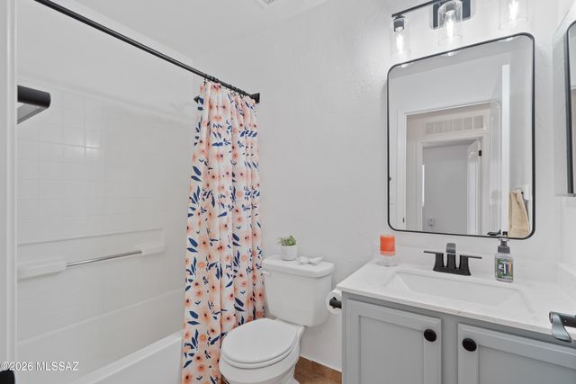 10352 E Avalon Park Street, Tucson, AZ 85747