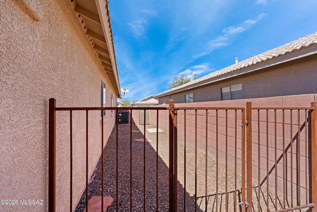 10352 E Avalon Park Street, Tucson, AZ 85747