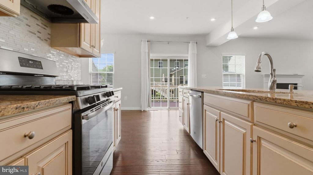 Image 17 of property listing at 9817 SAWMILL BRANCH TRL, Ellicott City, MD 21043
