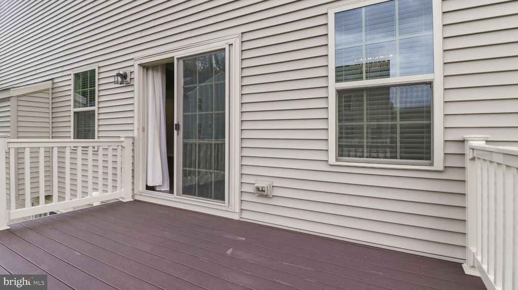 Image 24 of property listing at 9817 SAWMILL BRANCH TRL, Ellicott City, MD 21043