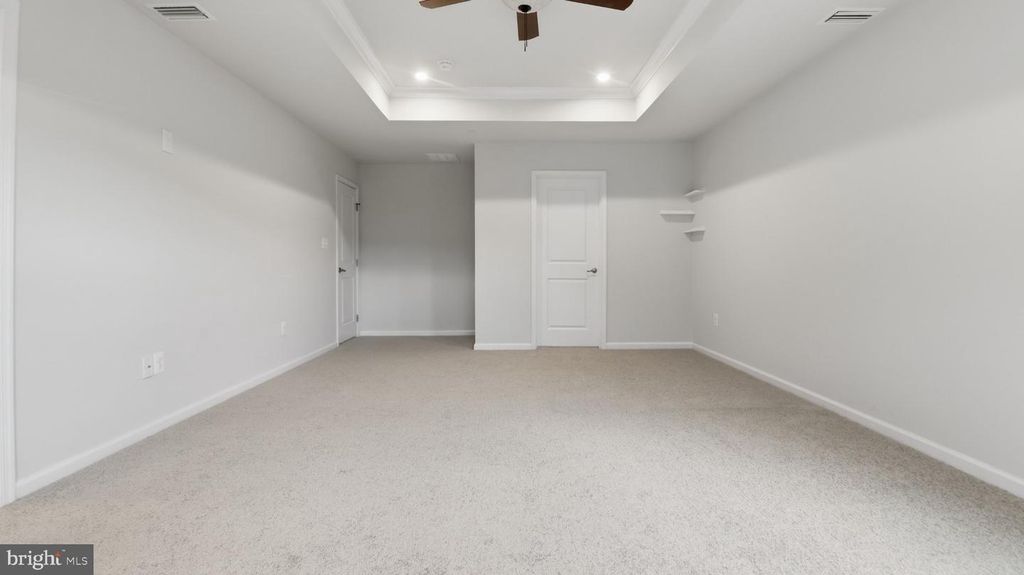 Image 42 of property listing at 9817 SAWMILL BRANCH TRL, Ellicott City, MD 21043