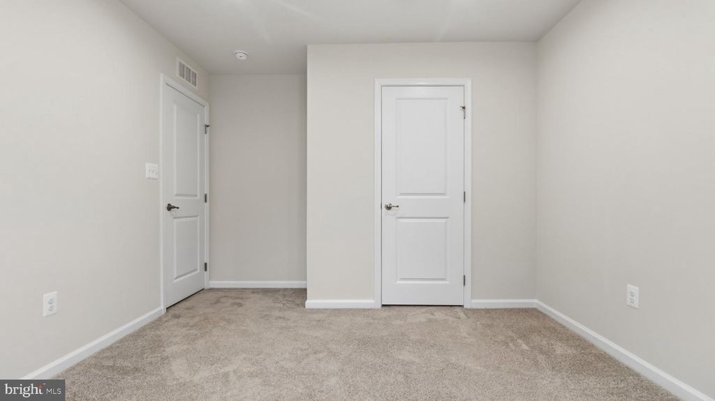 Image 56 of property listing at 9817 SAWMILL BRANCH TRL, Ellicott City, MD 21043