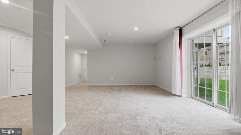 Image 59 of property listing at 9817 SAWMILL BRANCH TRL, Ellicott City, MD 21043
