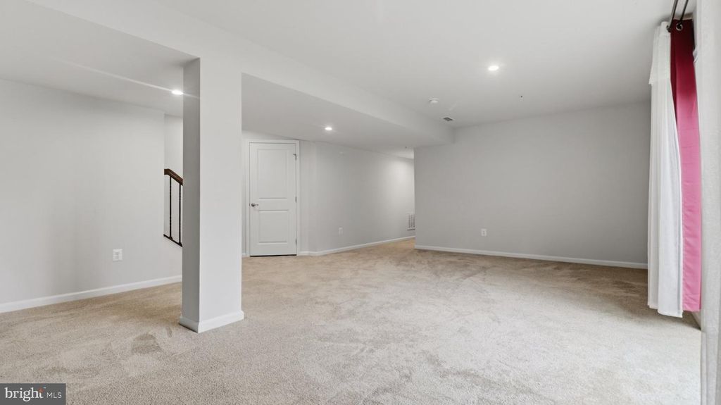 Image 60 of property listing at 9817 SAWMILL BRANCH TRL, Ellicott City, MD 21043