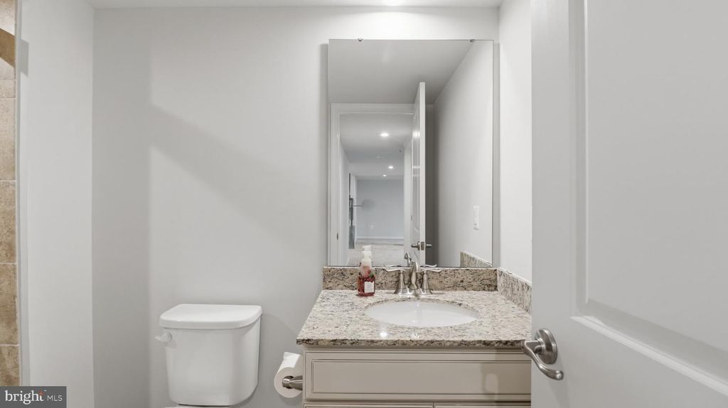 Image 63 of property listing at 9817 SAWMILL BRANCH TRL, Ellicott City, MD 21043