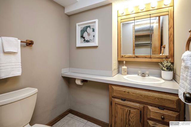 3835 N 88th Avenue, Omaha, NE 68134