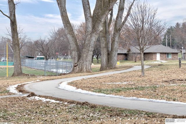 3835 N 88th Avenue, Omaha, NE 68134