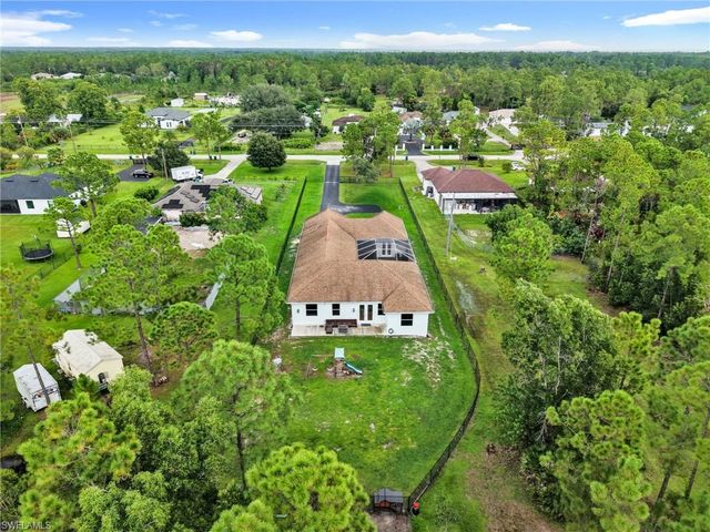 3720 43rd AVE NE, Naples, FL 34120