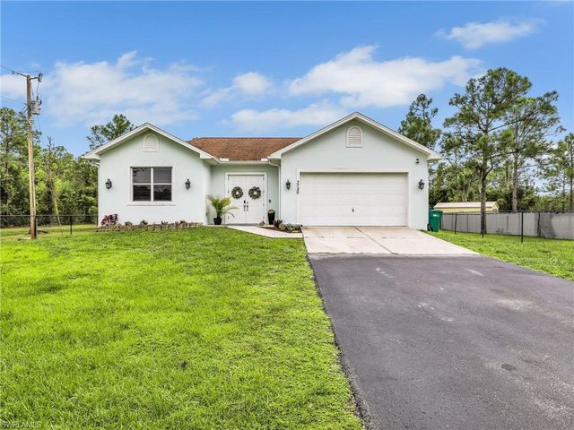 3720 43rd AVE NE, Naples, FL 34120