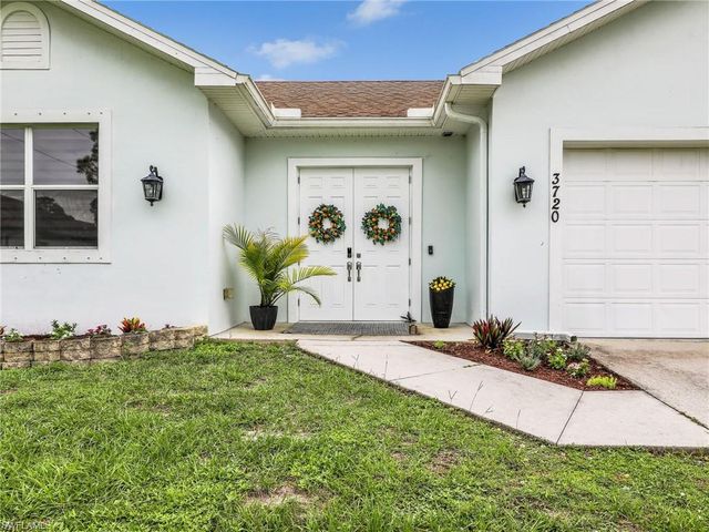 3720 43rd AVE NE, Naples, FL 34120
