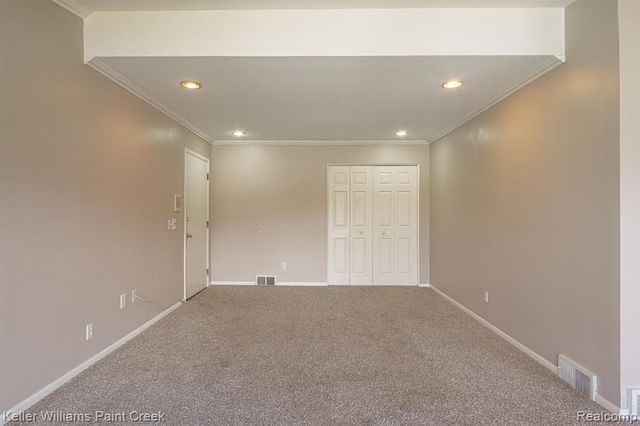 982 N Adams Road 6, Birmingham, MI 48009