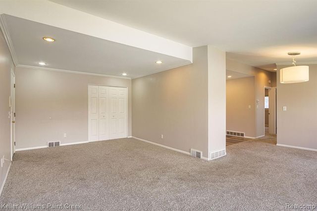 982 N Adams Road 6, Birmingham, MI 48009