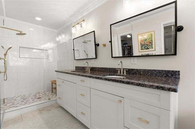 512 Old Field Cove, Woodstock, GA 30189