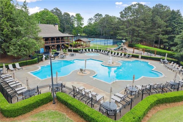 512 Old Field Cove, Woodstock, GA 30189