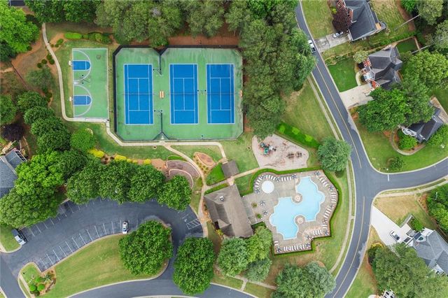512 Old Field Cove, Woodstock, GA 30189