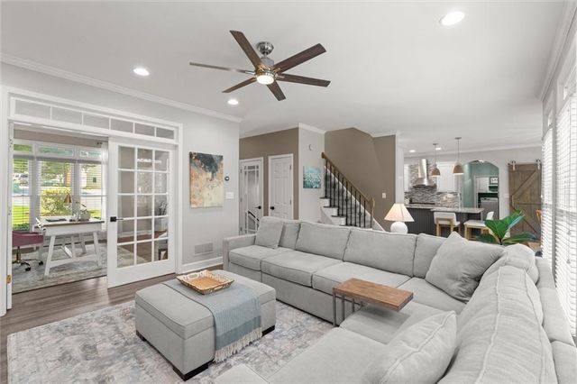 512 Old Field Cove, Woodstock, GA 30189