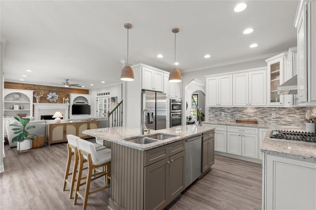 512 Old Field Cove, Woodstock, GA 30189