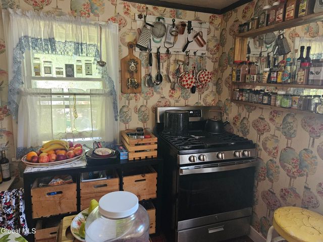 99 Montgomery Street, Canajoharie, NY 13317