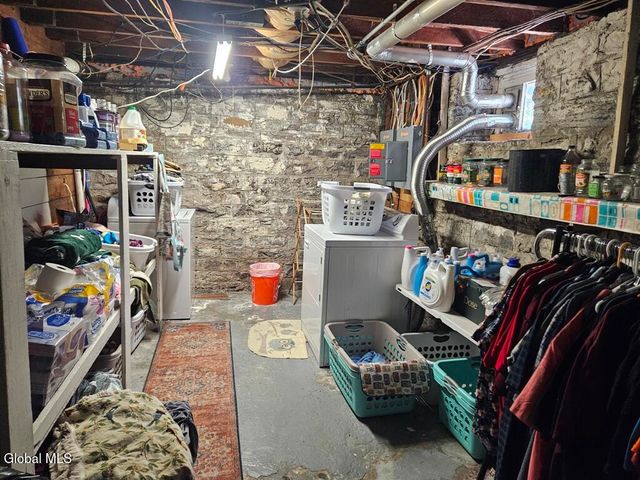 99 Montgomery Street, Canajoharie, NY 13317