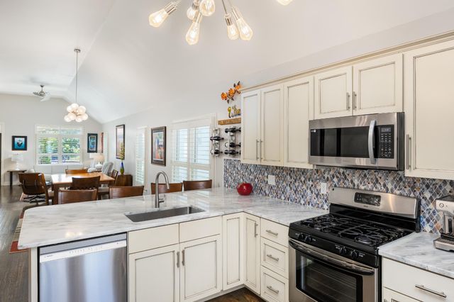 1904 Rossville Avenue, Chattanooga, TN 37408