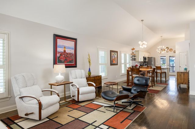 1904 Rossville Avenue, Chattanooga, TN 37408