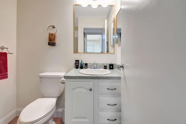 704 Saxony O, Delray Beach, FL 33446