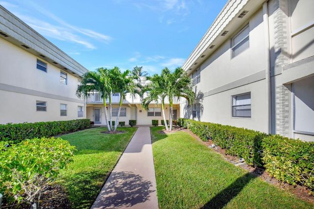 704 Saxony O, Delray Beach, FL 33446