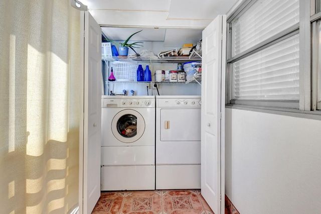 704 Saxony O, Delray Beach, FL 33446