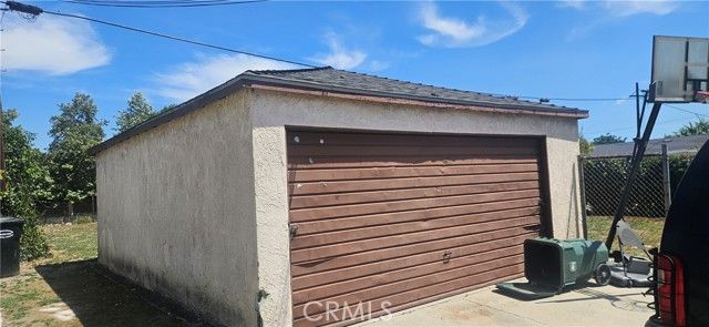 11912 Elva, Los Angeles, CA 90059
