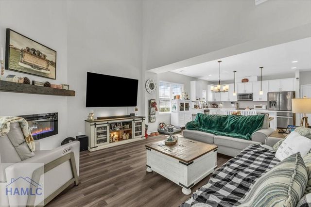399 Beecher Drive, Richmond Hill, GA 31324