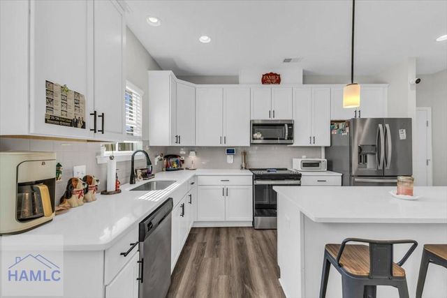 399 Beecher Drive, Richmond Hill, GA 31324